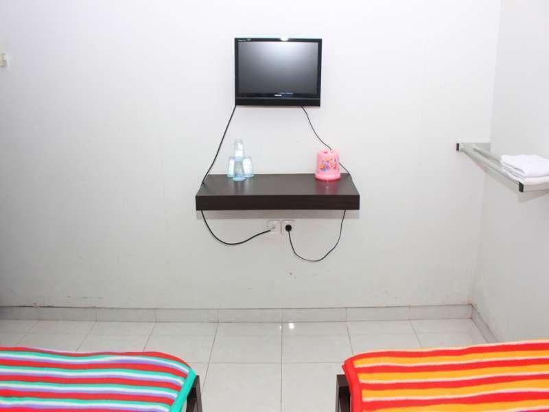 New Surya Hotel Banyuwangi  Buitenkant foto